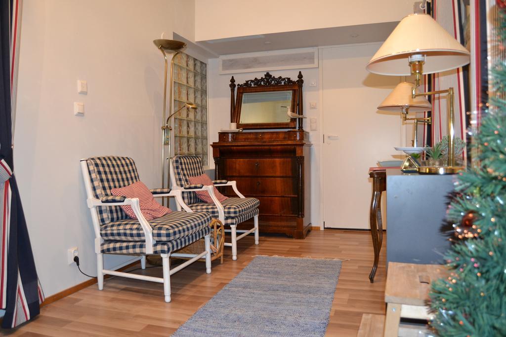 Villa Linnunlaulu Loparo Kamer foto